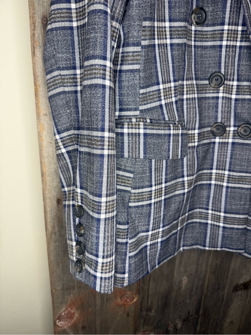 Heartloom Double-Breasted Plaid Blazer in Blue and White size Medium - Picture 5 of 10